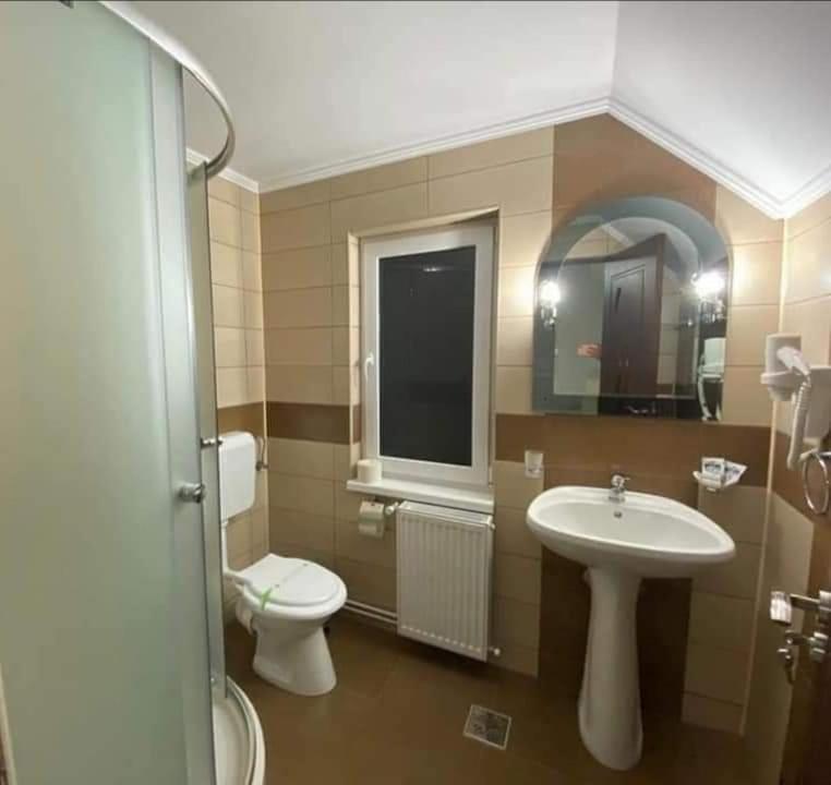 Вилла Casa Anghel Bilbor Экстерьер фото