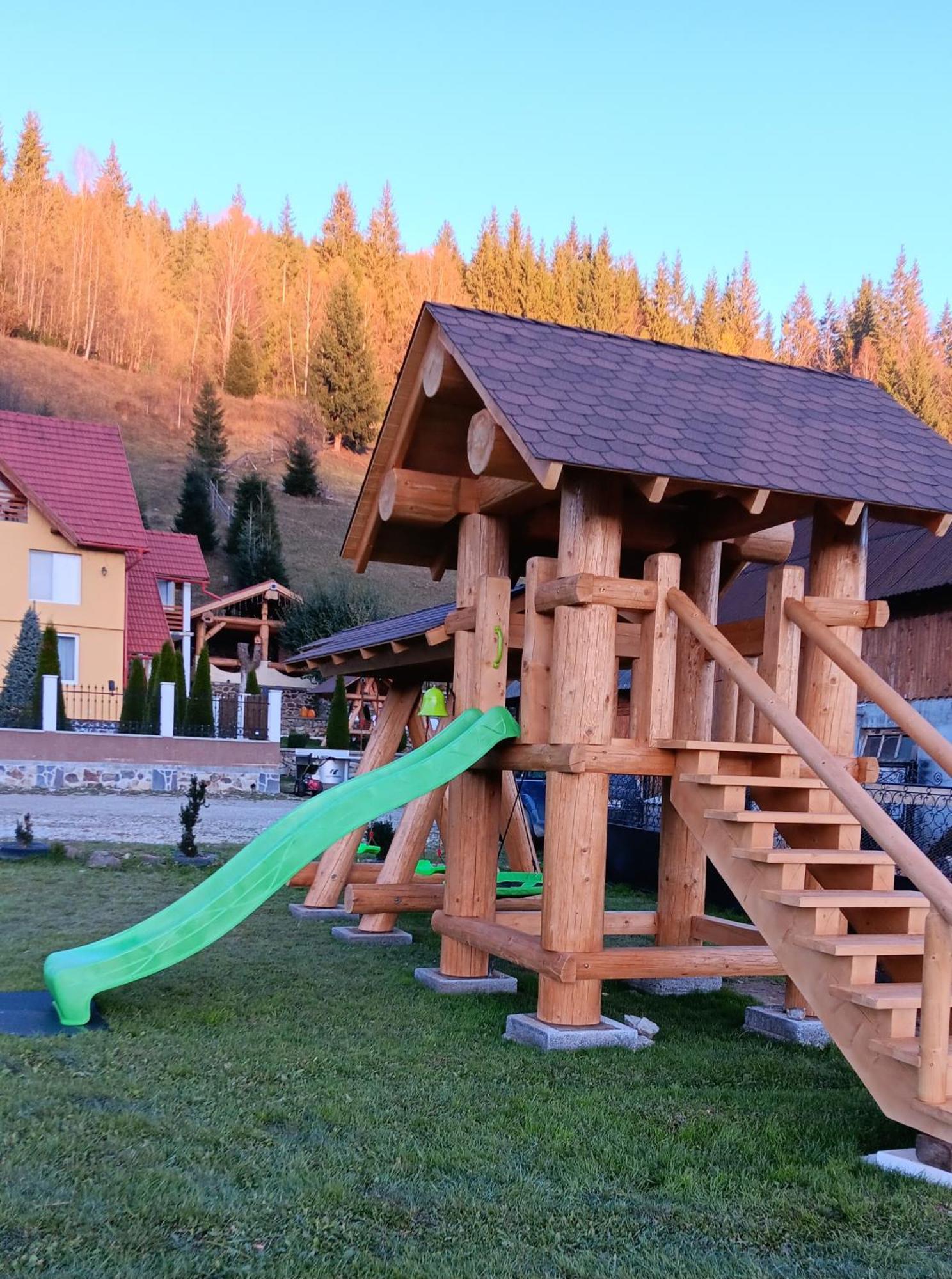 Вилла Casa Anghel Bilbor Экстерьер фото